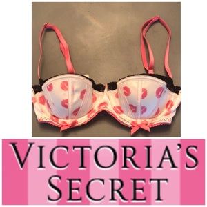 Victoria’s Secret Sexy Little Things Bra
